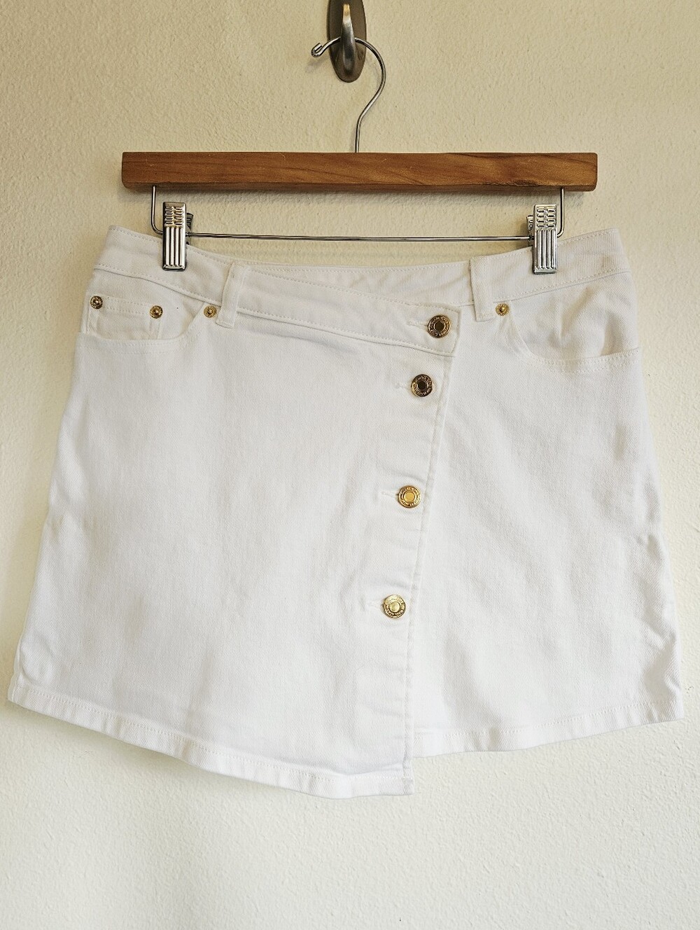 Michael Kors Classic White Button-Front Mini Skirt